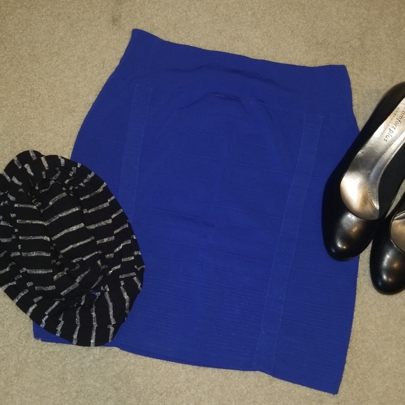 Rock & Republic Dresses & Skirts - Rock & Republic Blue Mini Skirt Size Large